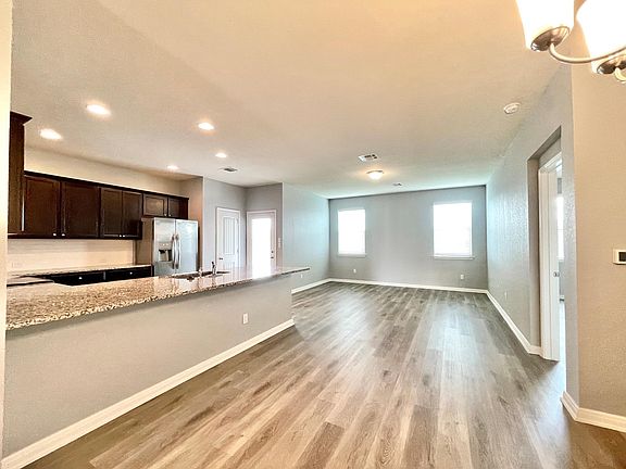 5th image of 134 Jubilee Dr