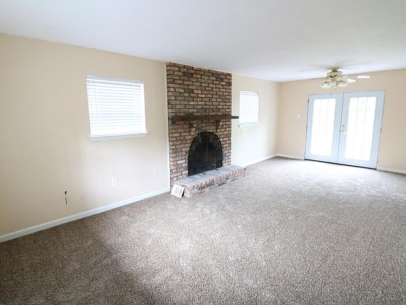 2nd image of 11482 Pine Dr