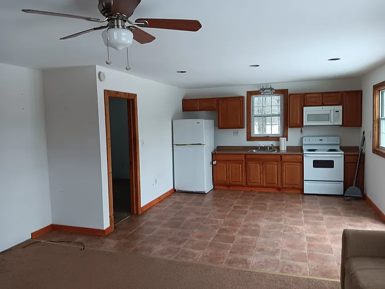 271 Rose Rd — Photo 6