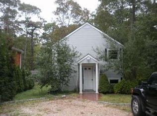 12 Shore Rd, Hampton Bays, NY 11946