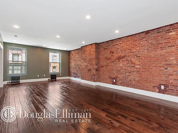 2nd image of 864 Broadway APT 3