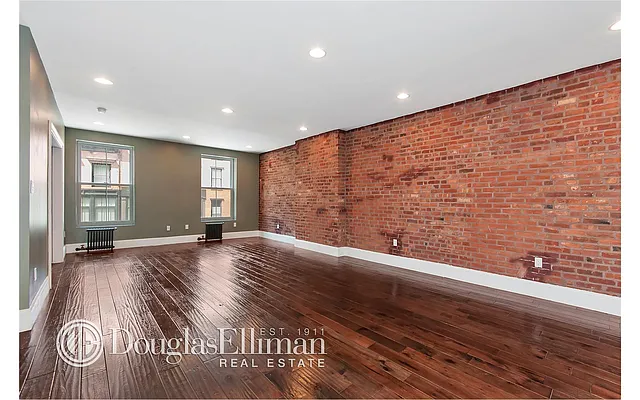 Rented by Douglas Elliman | media 19