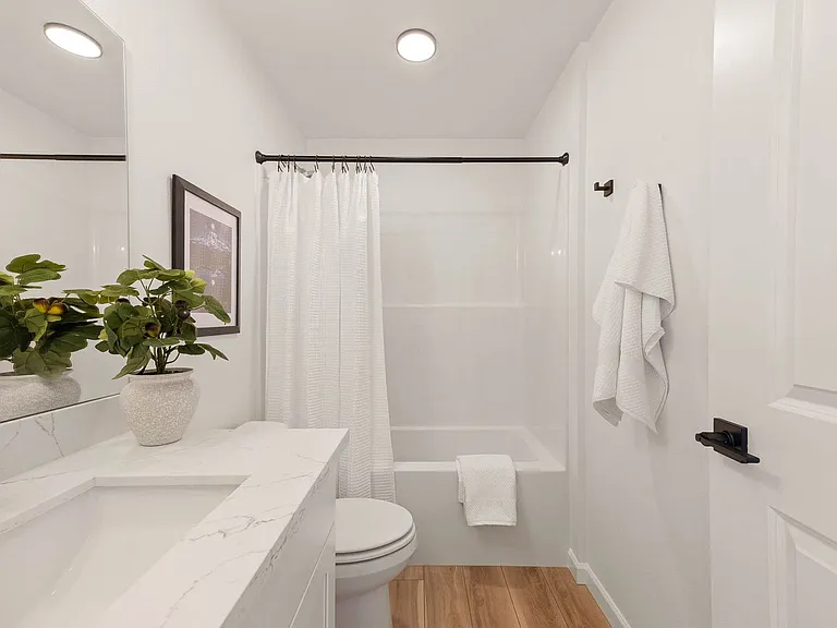 3579 S G St — Photo 16
