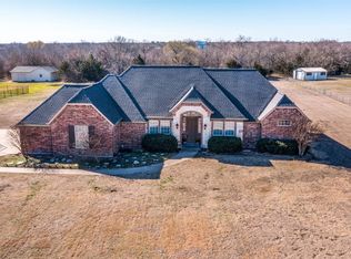 188 Green Meadow Ct, Gunter, TX 75058