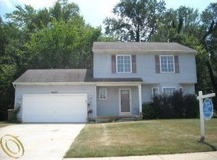 8972 Posey Dr, Whitmore Lake, MI 48189