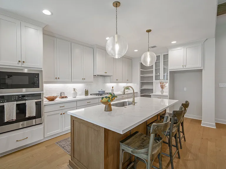 5032 Toscana Loop — Photo 17