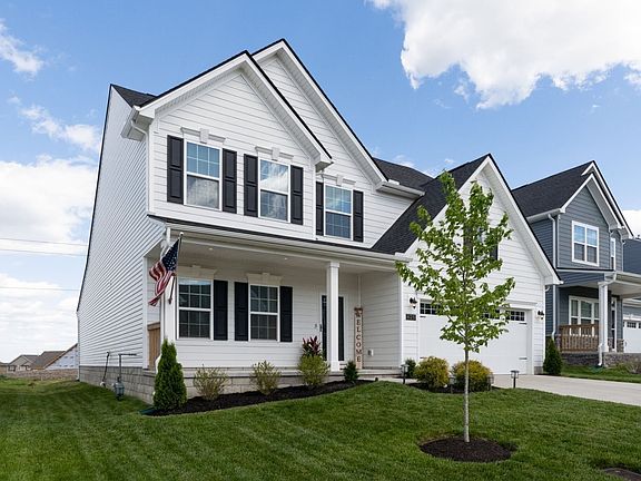 2nd image of 825 Raintree Dr