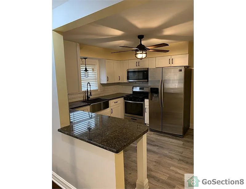 14904 Irving Ave photo 1