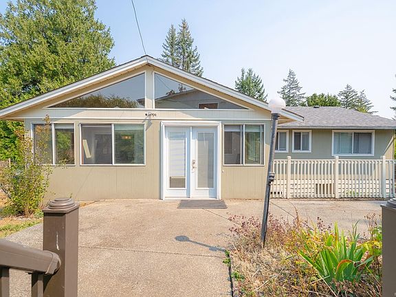 3rd image of 159 Emery Way