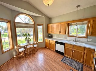 4701 91st Cres N, Brooklyn Park, MN 55443