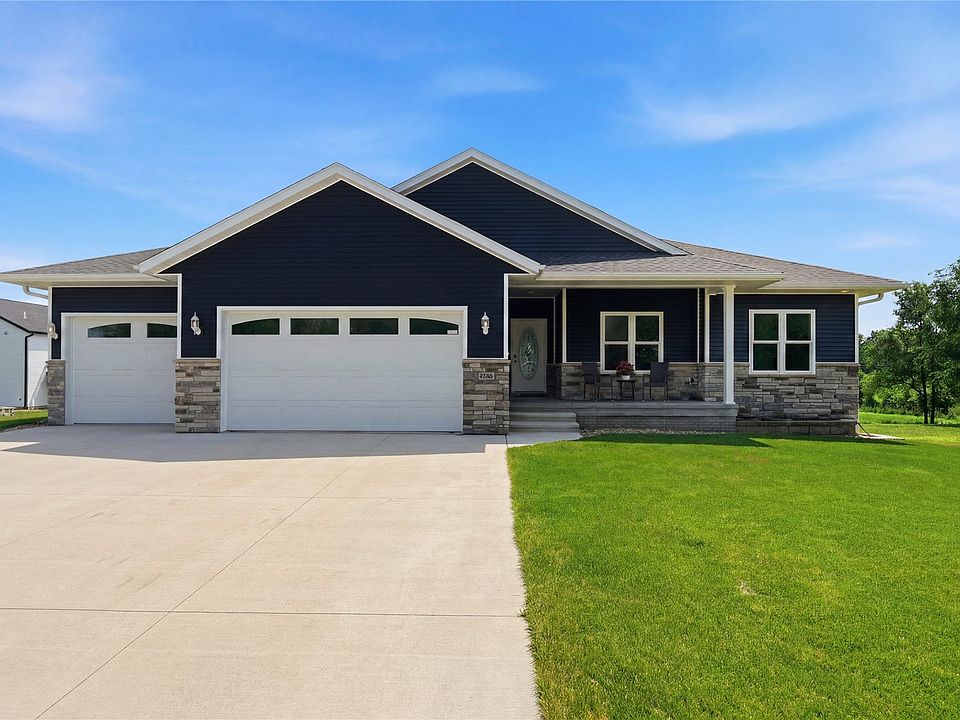 1st image of 2416 Kestrel Dr SE