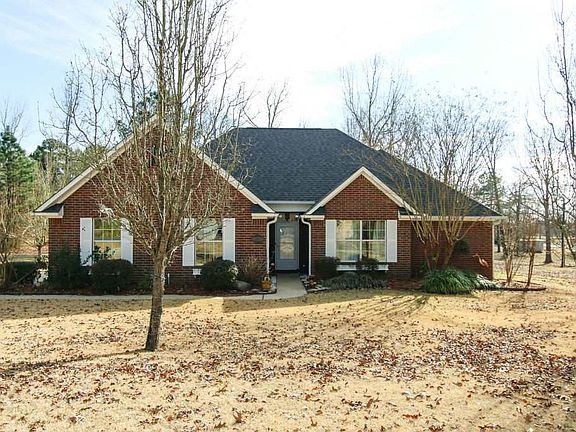 2nd image of 140 Annadale Dr