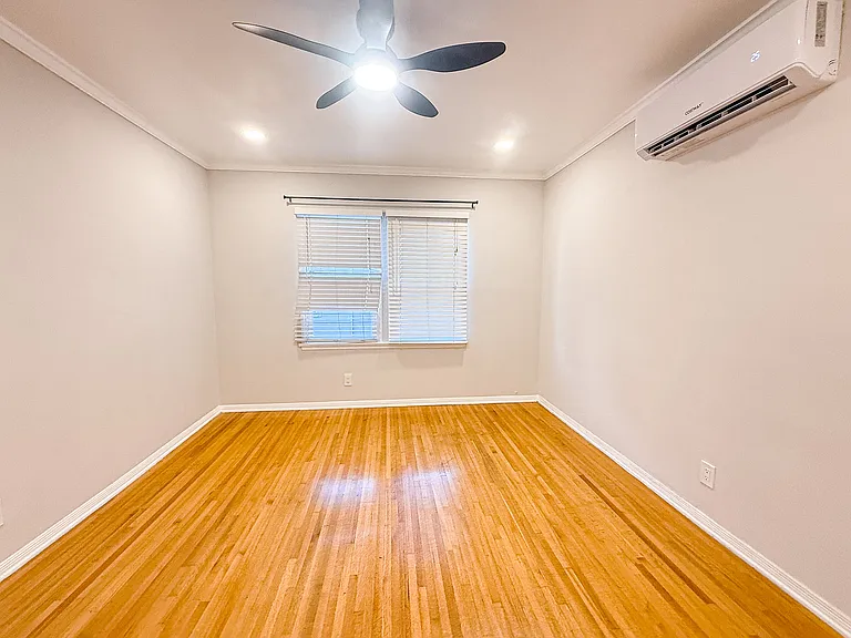 340 1/4 N Curson Ave #340-1/4 — Photo 9