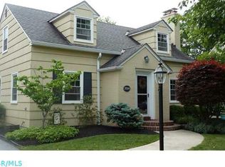 2584 Westmont Blvd, Columbus, OH 43221