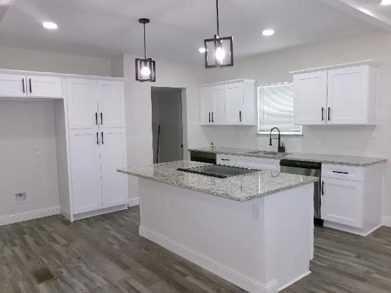 1408 W Main St — Photo 5