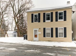 54 Bank St, Troy, NY 12180
