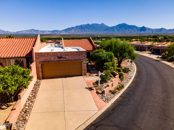 1058 W Calle Del Vencejo, Green Valley, AZ 85622