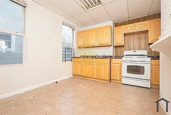 133 Isabella Ave #2AZ — Photo 3