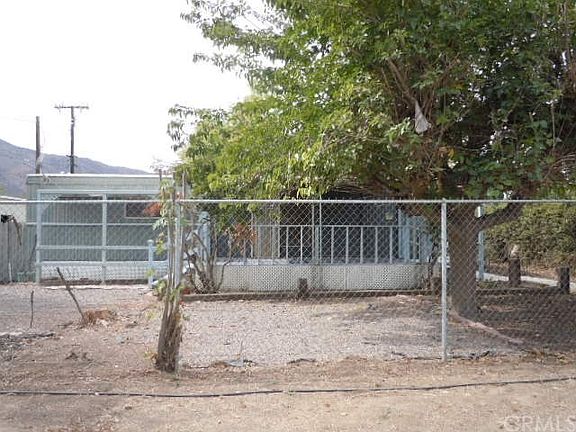 4th image of 26637 Amanda Ave