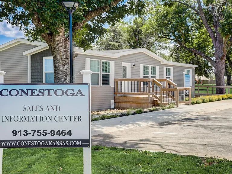 Conestoga — Photo 48