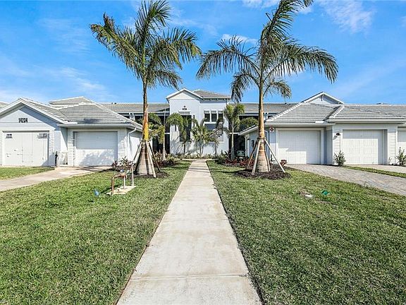 2nd image of 14234 Heritage Landing BLVD #1015