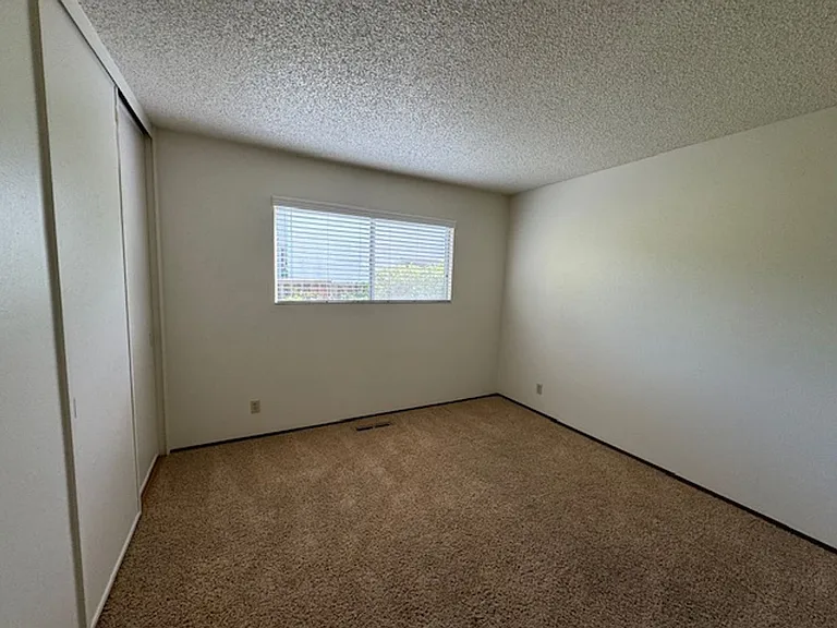 3653 Citrus Ave — Photo 11
