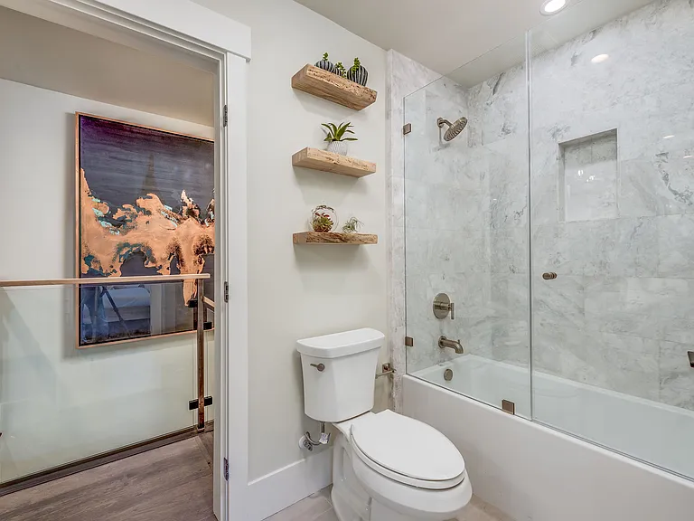 Luxury Spaces — Photo 194