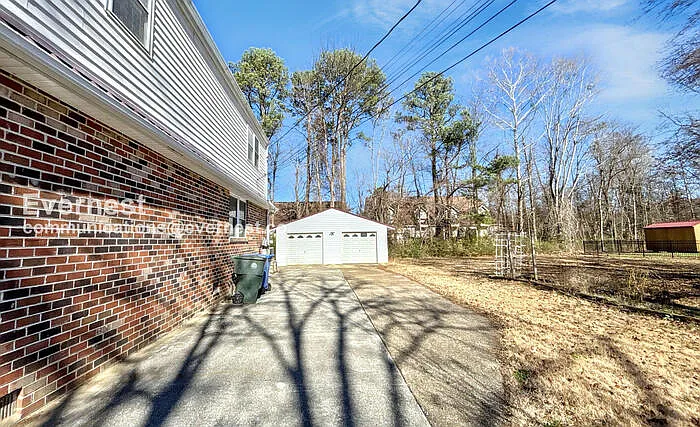 6933 Robinson Dr — Photo 22