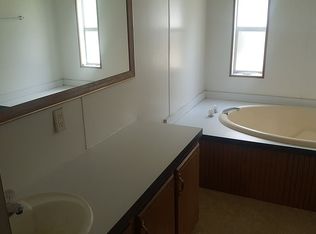 7714 Handcart Rd, Zephyrhills, FL 33545