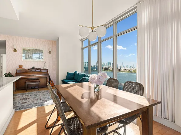 1 Northside Piers APT 18B, Brooklyn, NY 11249