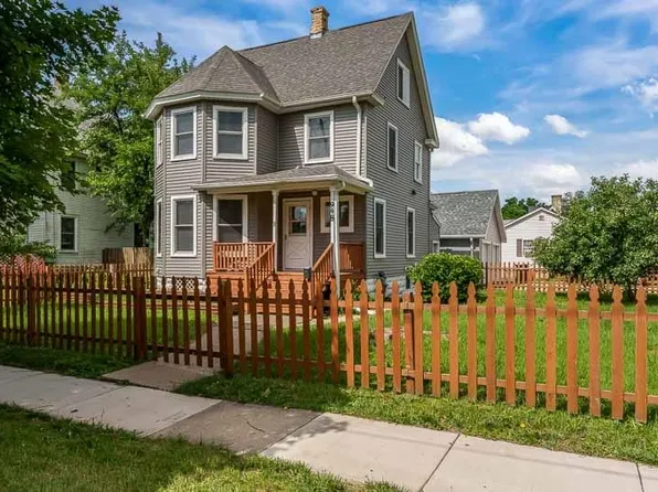 948 Harrison Ave, Beloit, WI 53511