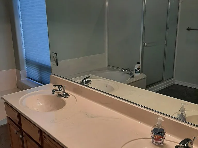 2424 N Leah Ln — Photo 22