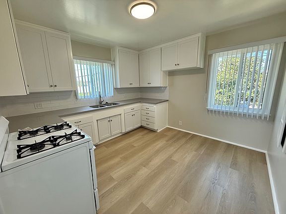 3rd image of 3810 Marron Ave #4