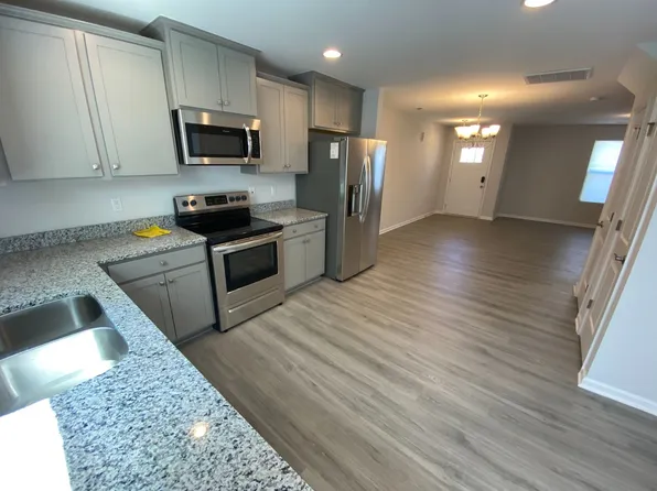 323 Switch St, Raleigh, NC 27606