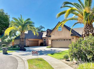 2538 La Paloma Dr, Tulare, CA 93274