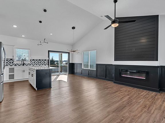 5th image of 5409 N Saint Paul Ct
