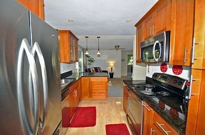 5th image of 11926 149th St E