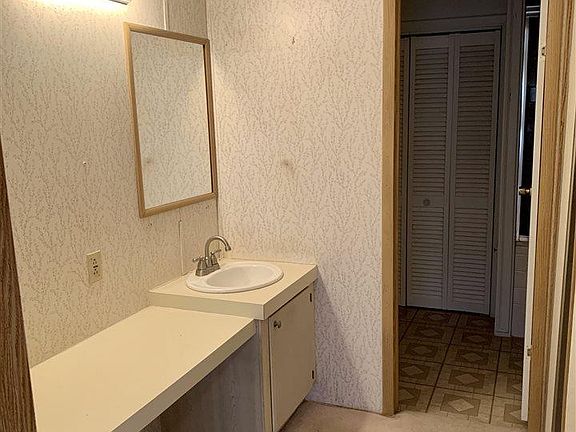 5th image of 1225 Cortez St