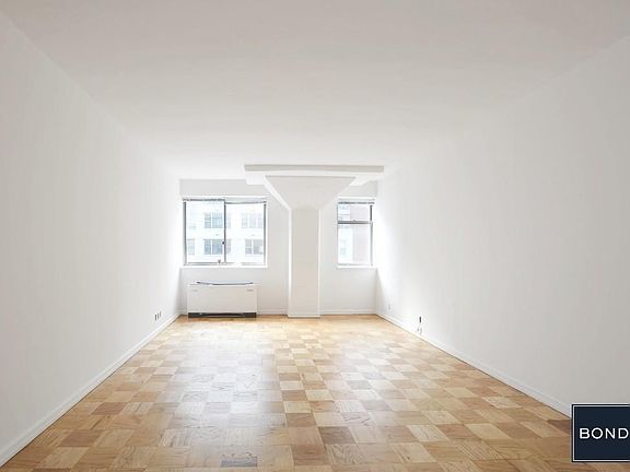 4th image of 201 E 69th St APT 5H