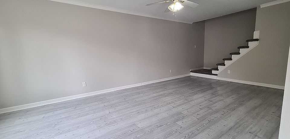 Living Room (View 1)