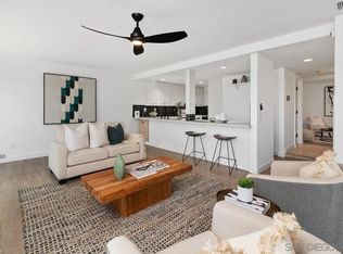 8967 Caminito Fresco, La Jolla, CA 92037