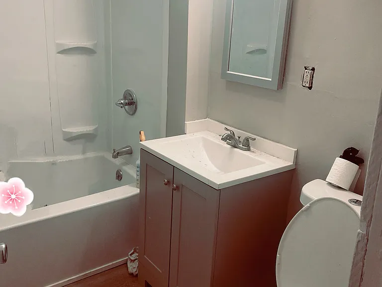 62 Pomona St #1 — Photo 15