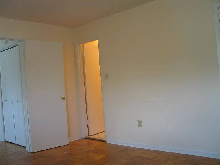 2117 N Cameron St #5 — Photo 10