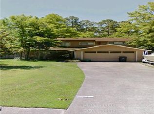 1020 Conley Cres, Ocean Springs, MS 39564