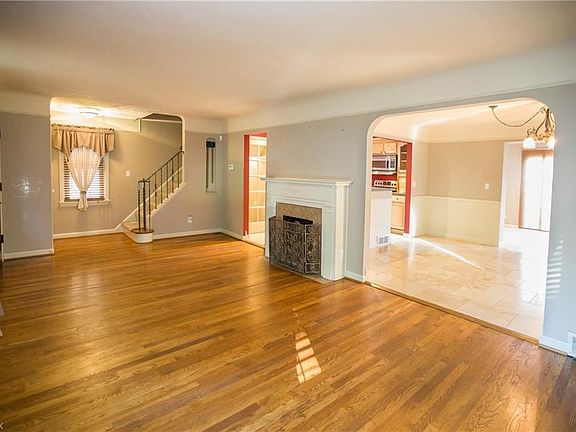 5th image of 6504 Plainfield Ave