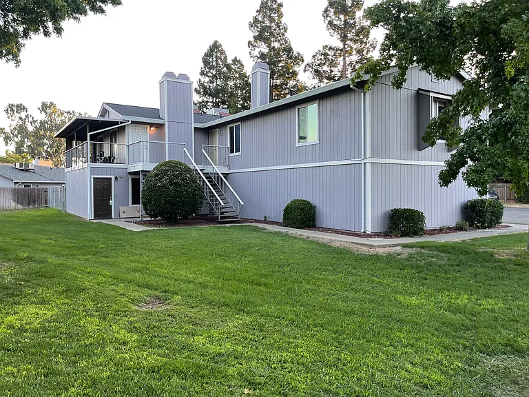 8950 Rancho Grande Ct — Photo 1