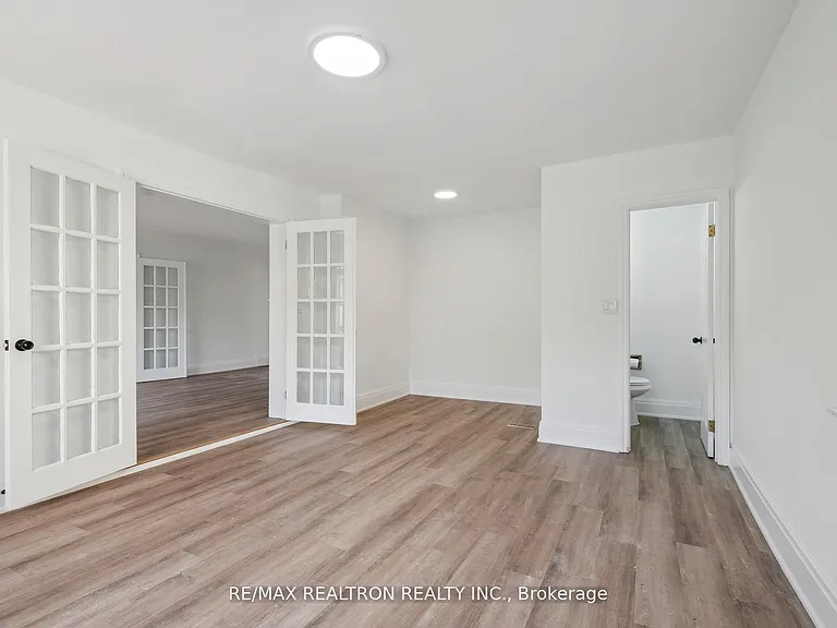 6 Woodvale Cres — Photo 16