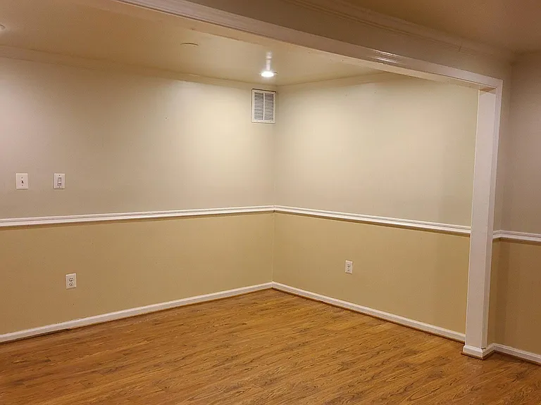 8219 McClelland Pl — Photo 7