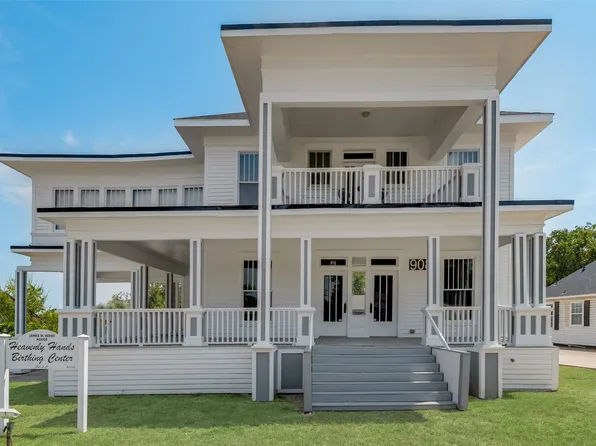 908 N Goliad St, Rockwall, TX 75087