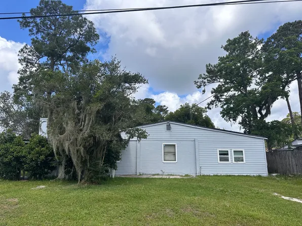 2916 W Brackridge Blvd, Jacksonville, FL 32216